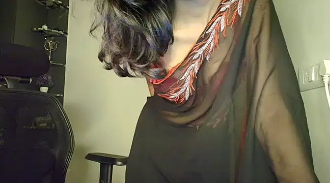 Snapshot of CUTE_princess_143 chatting on 6, 1, 2025 CUTE princess 143 online show from 6, 1, 2025