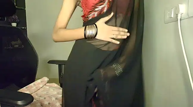Snapshot of CUTE_princess_143 chatting on 6, 1, 2025 CUTE princess 143 online show from 6, 1, 2025