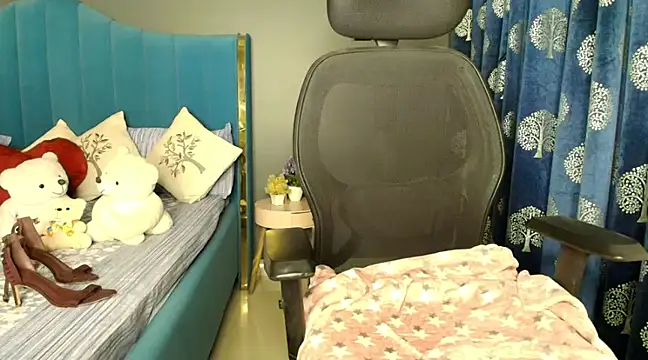Snapshot of CUTE_princess_143 chatting on 6, 2, 2025 CUTE princess 143 online show from 6, 2, 2025