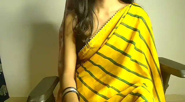 Snapshot of CUTE_princess_143 chatting on 20, 2, 2025 CUTE princess 143 online show from 20, 2, 2025