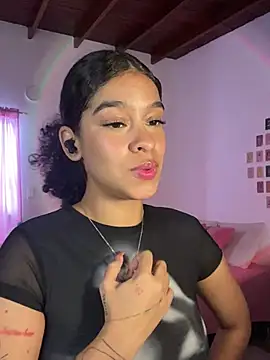 Snapshot of Arteatenea__ chatting on 22, 12, 2024 Arteatenea online show from 22, 12, 2024