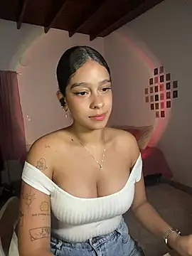 Snapshot of Arteatenea__ chatting on 14, 1, 2025 Arteatenea online show from 14, 1, 2025