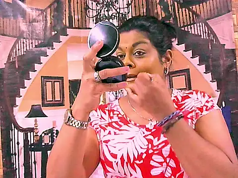 Snapshot of indianCherryPie chatting on 16, 9, 2025 indianCherryPie online show from 16, 9, 2025