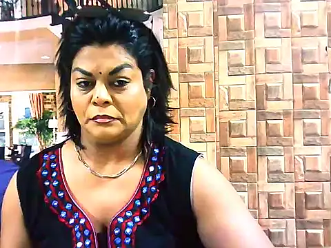 Snapshot of indianCherryPie chatting on 8, 10, 2025 indianCherryPie online show from 8, 10, 2025