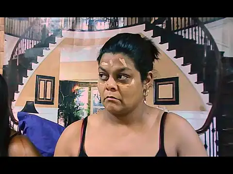 Snapshot of indianCherryPie chatting on 17, 10, 2025 indianCherryPie online show from 17, 10, 2025