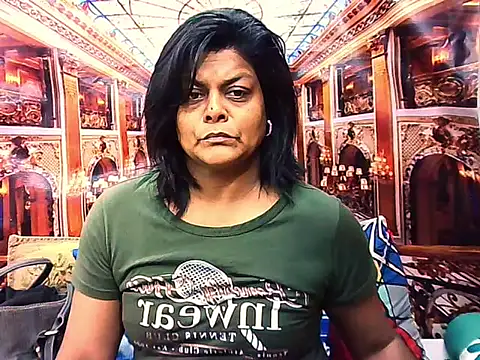 Snapshot of indianCherryPie chatting on 9, 11, 2025 indianCherryPie online show from 9, 11, 2025