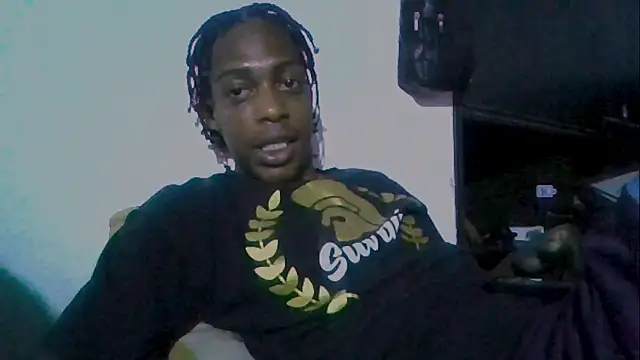 Snapshot of LarryCollin chatting on 3, 2, 2025 LarryCollin online show from 3, 2, 2025