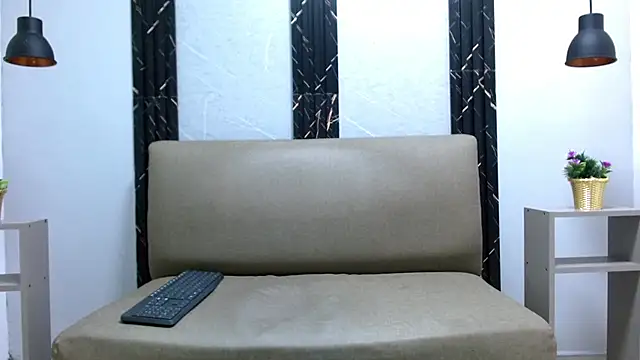 Snapshot of LarryCollin chatting on 15, 2, 2025 LarryCollin online show from 15, 2, 2025