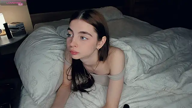 MaryJacksoon online show from 7, 1, 2025