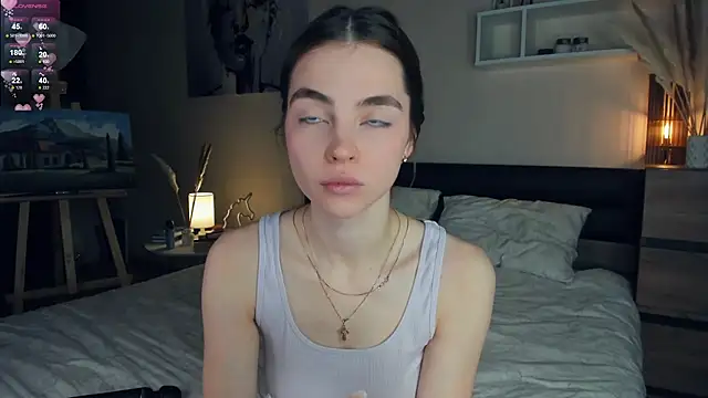 MaryJacksoon online show from 20, 1, 2025