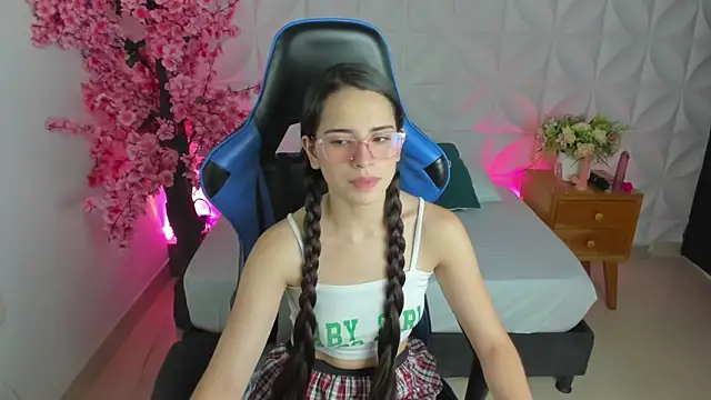 Snapshot of angelica_dymond chatting on 17, 1, 2025 angelica dymond online show from 17, 1, 2025