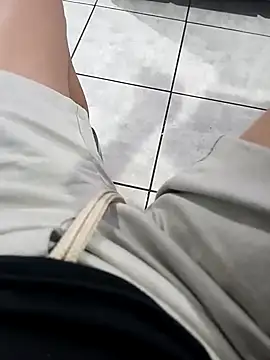 Snapshot of 1995eduardo chatting on 30, 11, 2025 1995eduardo online show from 30, 11, 2025