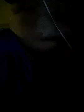 Snapshot of Leocesar37 chatting on 4, 5, 2026 Leocesar37 online show from 4, 5, 2026