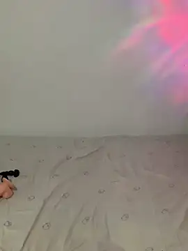 Jeroliee viyana online show from 31, 12, 2024