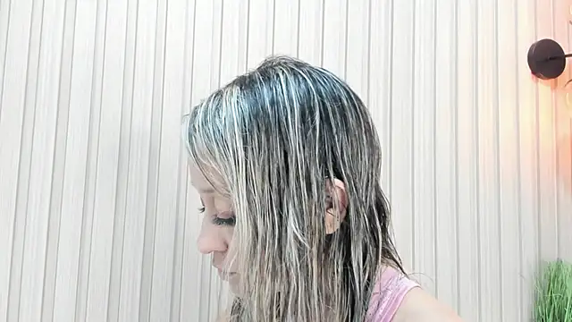 emma collson online show from 14, 2, 2025