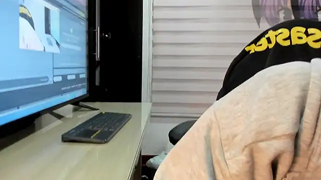 Snapshot of BaphyBaby chatting on 14, 10, 2025 BaphyBaby online show from 14, 10, 2025
