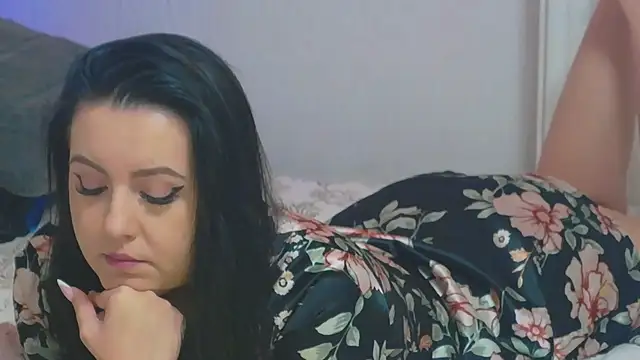 Snapshot of Ariel__Blossom chatting on 10, 12, 2024 Ariel Blossom online show from 10, 12, 2024