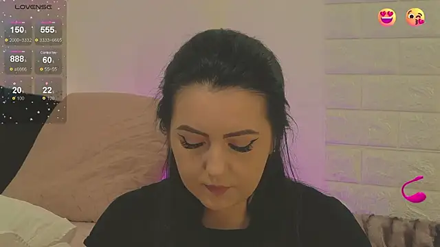 Snapshot of Ariel__Blossom chatting on 3, 3, 2025 Ariel Blossom online show from 3, 3, 2025