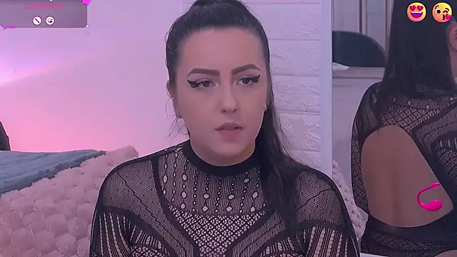 Snapshot of Ariel__Blossom chatting on 10, 9, 2025 Ariel Blossom online show from 10, 9, 2025