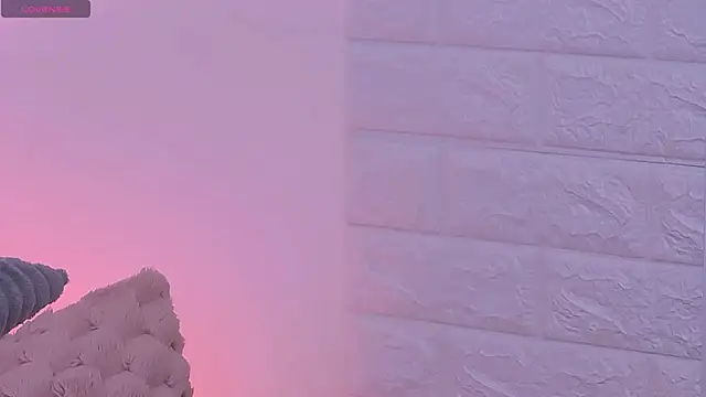 Snapshot of Ariel__Blossom chatting on 17, 10, 2025 Ariel Blossom online show from 17, 10, 2025