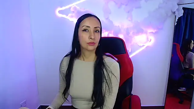 Snapshot of yaralyminjo2 chatting on 11, 2, 2025 yaralyminjo2 online show from 11, 2, 2025