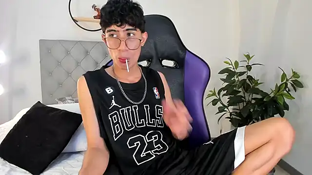 novaybrian online show from 26, 1, 2025