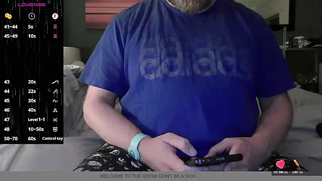 Snapshot of BondBroken chatting on 23, 3, 2026 BondBroken online show from 23, 3, 2026