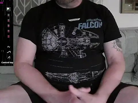 Snapshot of BondBroken chatting on 18, 5, 2026 BondBroken online show from 18, 5, 2026