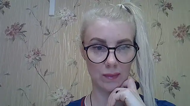 Snapshot of Pabonya91 chatting on 15, 2, 2025 Pabonya91 online show from 15, 2, 2025