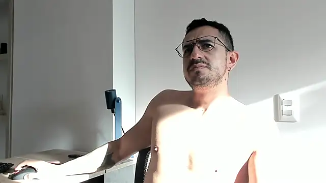 Snapshot of pablo-rincon95 chatting on 19, 12, 2024 pablo-rincon95 online show from 19, 12, 2024