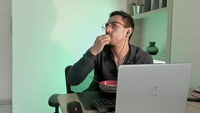 Snapshot of pablo-rincon95 chatting on 20, 1, 2025 pablo-rincon95 online show from 20, 1, 2025