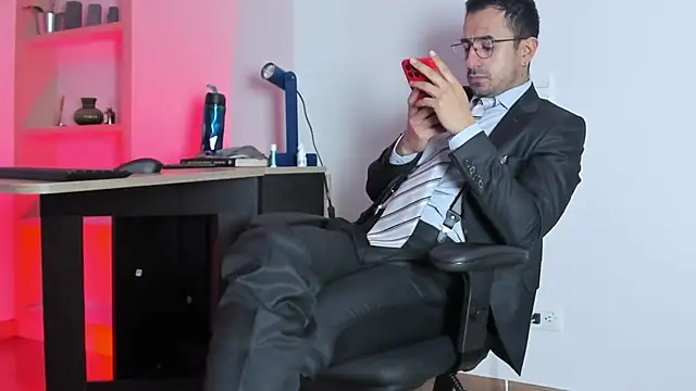 Snapshot of pablo-rincon95 chatting on 13, 2, 2025 pablo-rincon95 online show from 13, 2, 2025