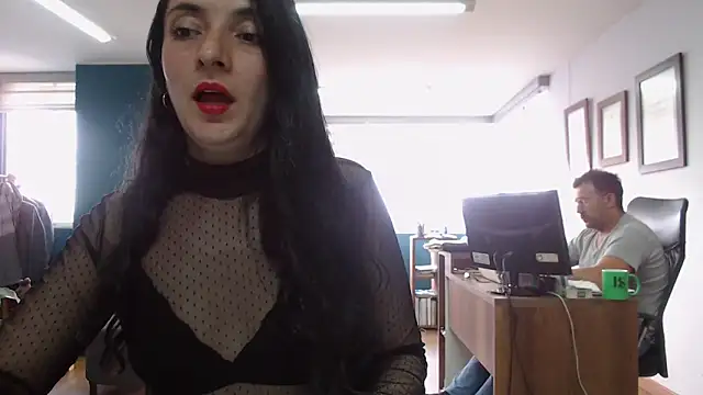 Snapshot of amellie_ros chatting on 21, 3, 2025 amellie ros online show from 21, 3, 2025