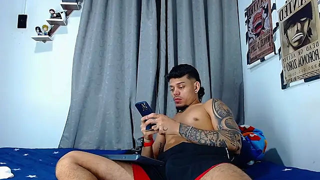 Snapshot of Friendsofeverything_ chatting on 5, 7, 2026 Friendsofeverything online show from 5, 7, 2026
