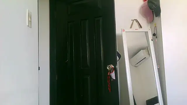 Anne kis online show from 10, 11, 2025