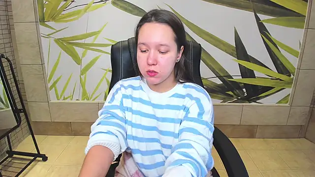 Mira Karter online show from 8, 12, 2024