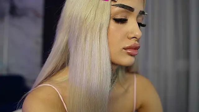 Snapshot of blondie_muller chatting on 9, 3, 2026 blondie muller online show from 9, 3, 2026