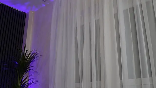 Snapshot of blondie_muller chatting on 18, 3, 2026 blondie muller online show from 18, 3, 2026