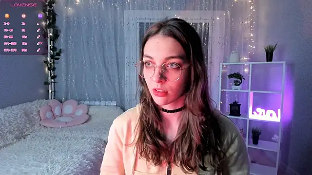 Snapshot of AraCopple chatting on 18, 12, 2024 AraCopple online show from 18, 12, 2024