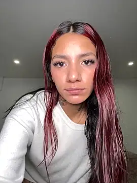 Snapshot of dolcebella chatting on 19, 11, 2025 dolcebella online show from 19, 11, 2025