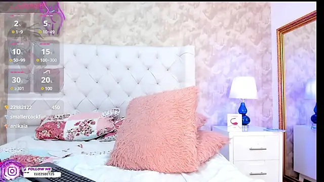 Eliza Thaylor   online show from 4, 1, 2025