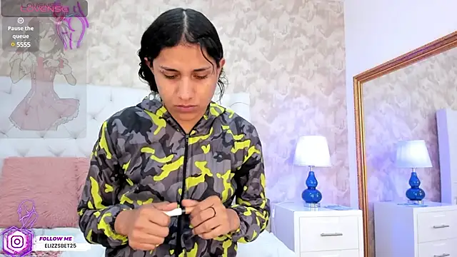 Eliza Thaylor   online show from 9, 1, 2025