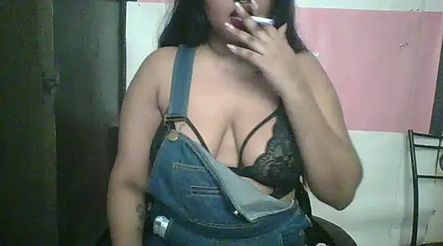 Snapshot of Your-love-12 chatting on 18, 1, 2025 Your-love-12 online show from 18, 1, 2025