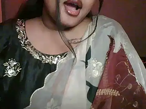 Snapshot of Your-love-12 chatting on 21, 10, 2025 Your-love-12 online show from 21, 10, 2025