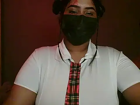 Snapshot of Your-love-12 chatting on 25, 10, 2025 Your-love-12 online show from 25, 10, 2025