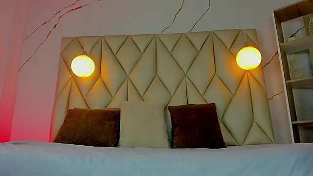 Snapshot of angelswets chatting on 8, 11, 2025 angelswets online show from 8, 11, 2025