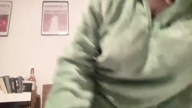 Snapshot of AveryJ99 chatting on 6, 12, 2024 AveryJ99 online show from 6, 12, 2024