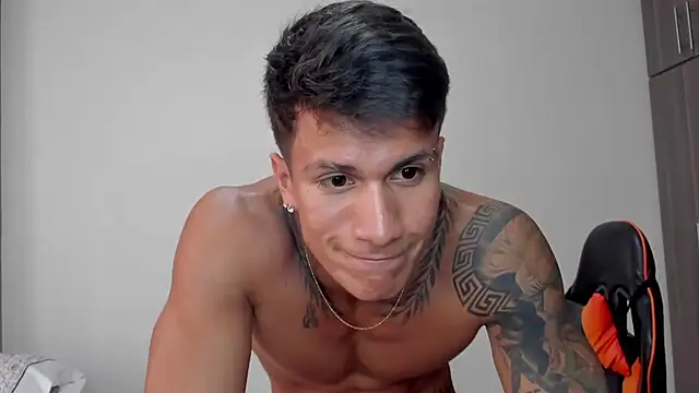 pettergrey1 online show from 4, 2, 2026