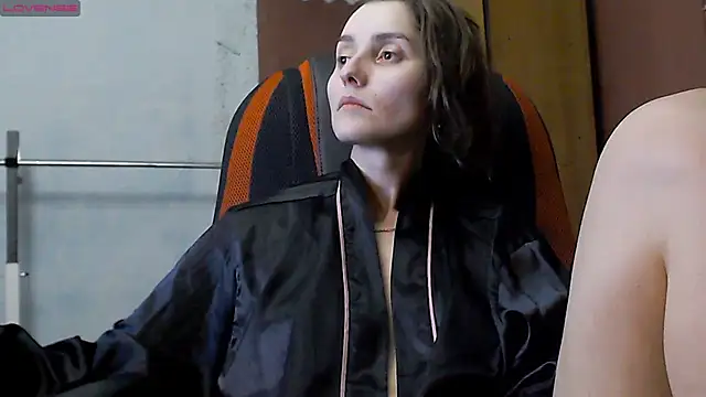 womanstrong78 online show from 6, 3, 2025