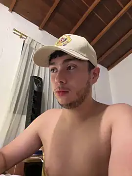 Snapshot of jboyxxx_1 chatting on 9, 3, 2025 jboyxxx 1 online show from 9, 3, 2025